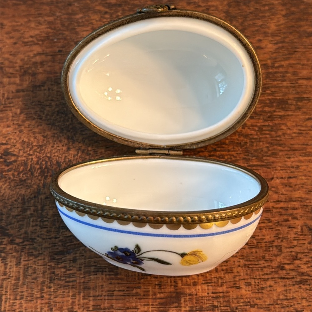Limoges France Floral Porcelain Hinged Egg Shaped Trinket Box - Picture 7 of 13